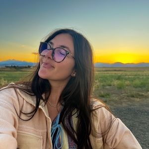 Meet your Posher, Stevee